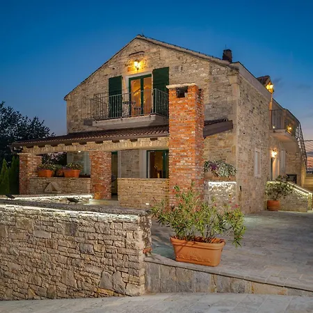 Culina Villa *